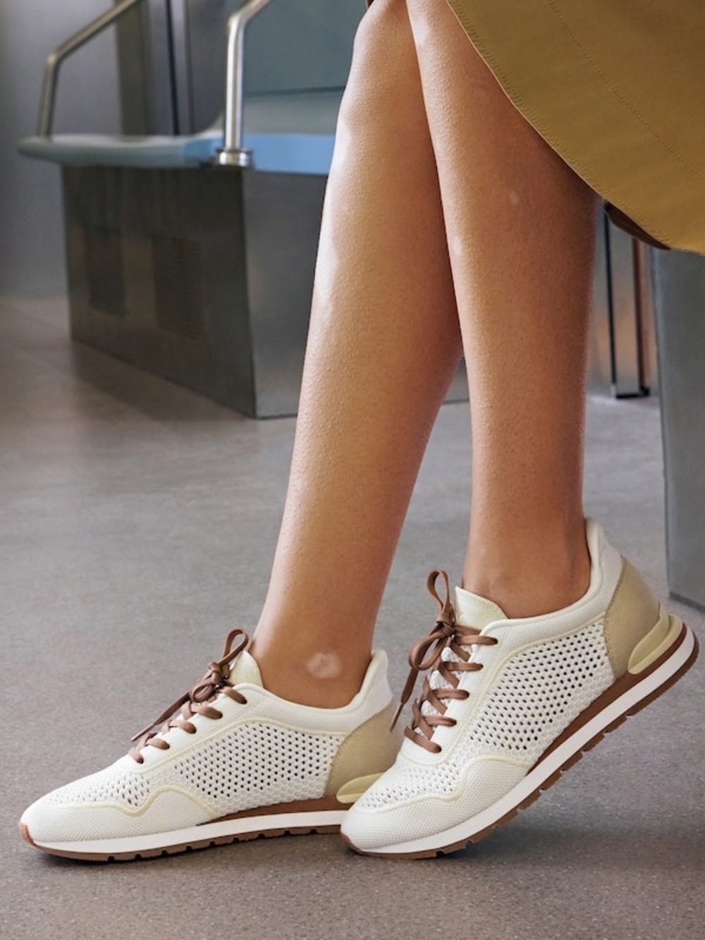 Vivaia Allday Mesh Sneakers Slip On White Buff Beige Size 8 (39) - Picture 9 of 11